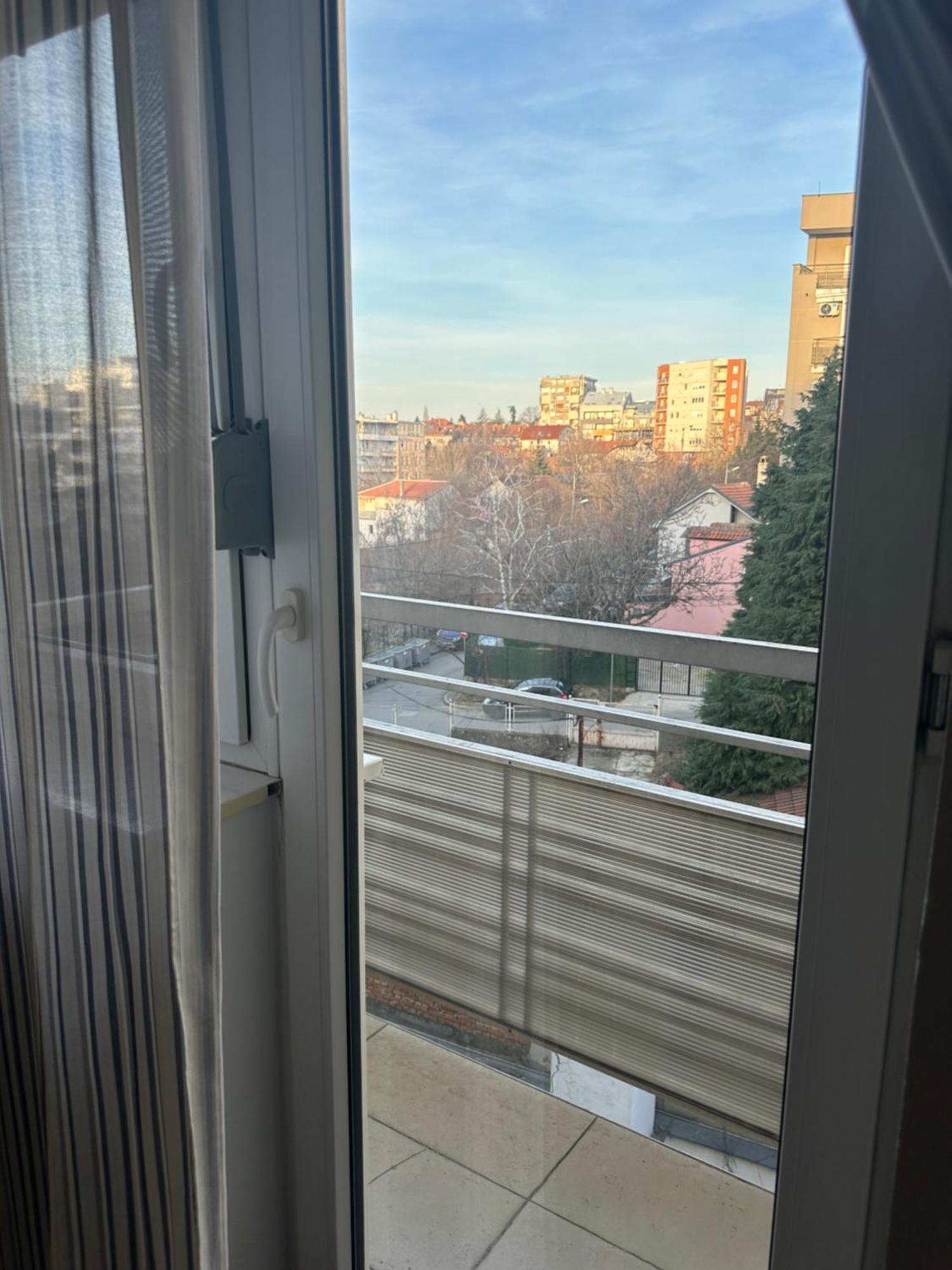 Charlie Aviv Park Apartment Belgrade Exterior photo